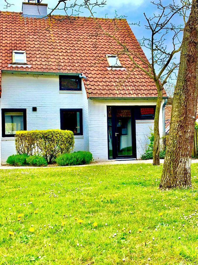 Ysermonde Fisherman'S Cottage Nieuwpoort Bagian luar foto